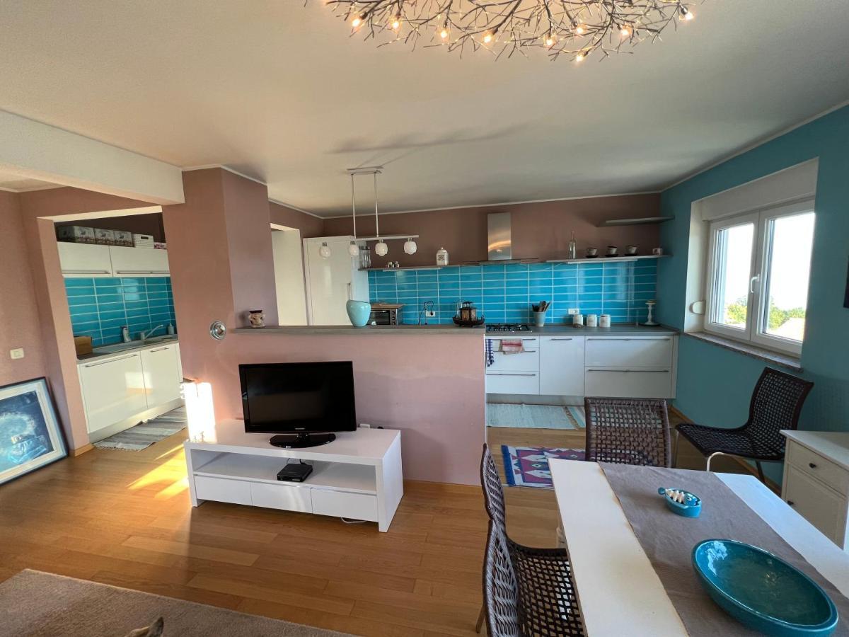 Panoramic Apartment Sea View And Pool Opatija Ичичи Экстерьер фото
