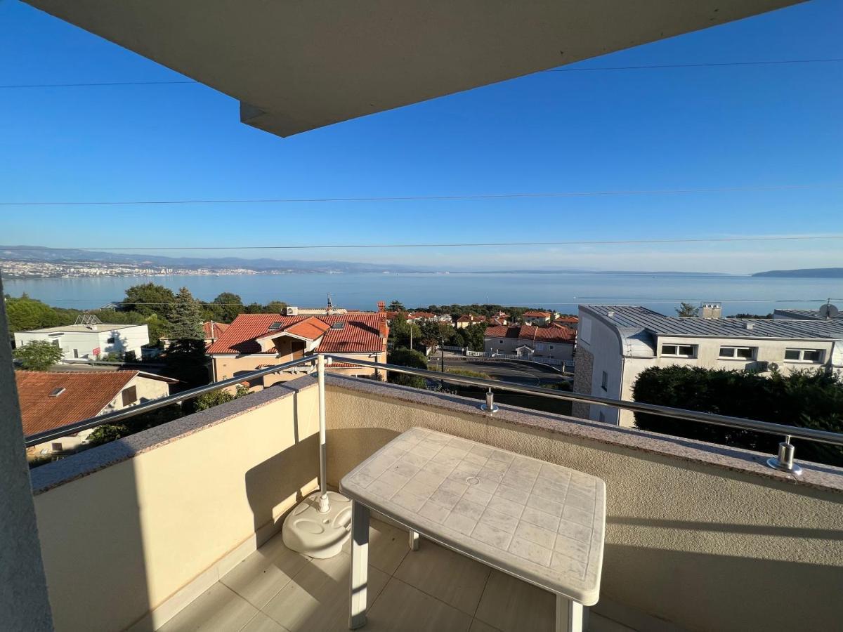 Panoramic Apartment Sea View And Pool Opatija Ичичи Экстерьер фото