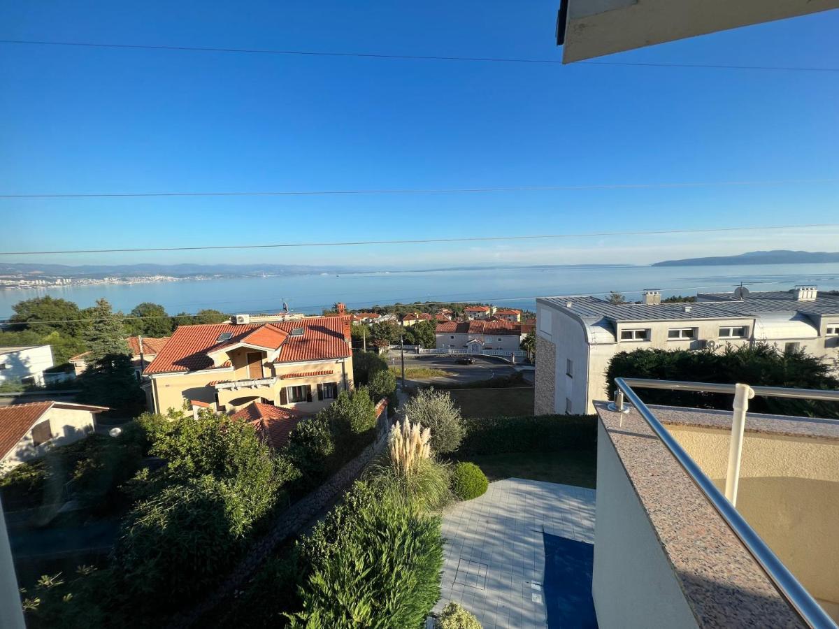 Panoramic Apartment Sea View And Pool Opatija Ичичи Экстерьер фото